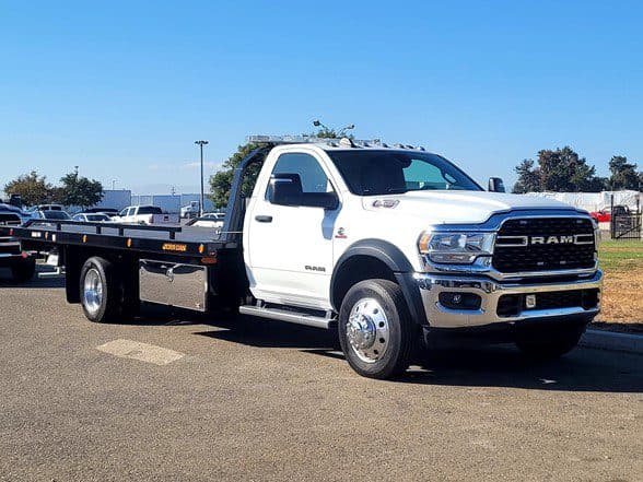 Photo of 2024 RAM 5500 SLT JN5524