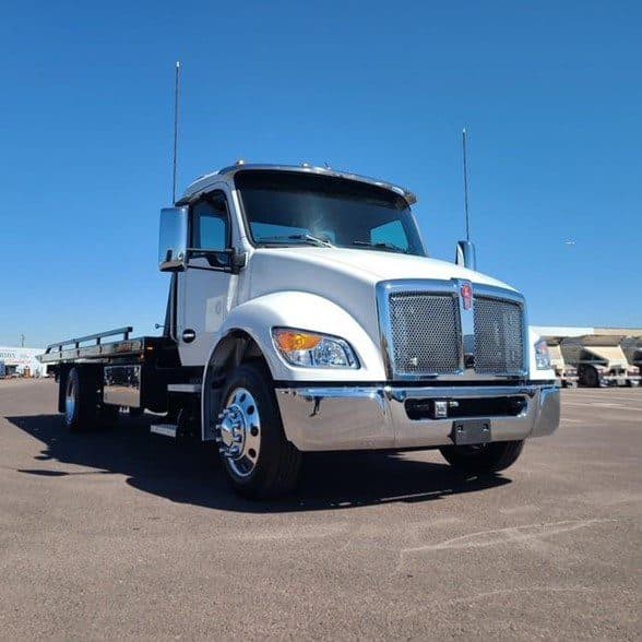 Photo of 2024 KENWORTH T280 JN5667