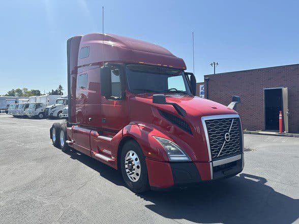 Photo of 2020 VOLVO VNL64T760 UP10911