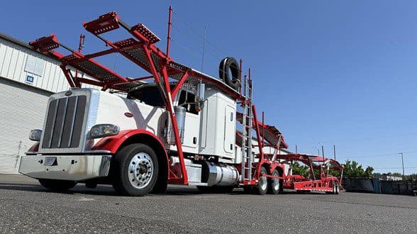 Photo of 2022 PETERBILT 389 ATU530C