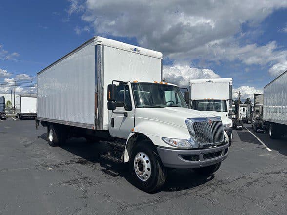 Photo of 2019 INTERNATIONAL DURASTAR 4300 UP10954