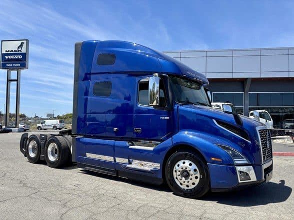 Photo of 2025 VOLVO VNL64T760 VP8600