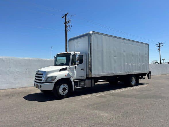 Photo of 2018 HINO 268A UH1051