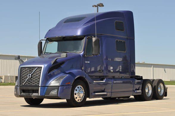 Photo of 2022 VOLVO VNL64T860 UMH1071