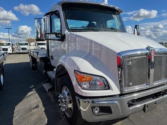 Photo of 2024 KENWORTH T280 JN5658