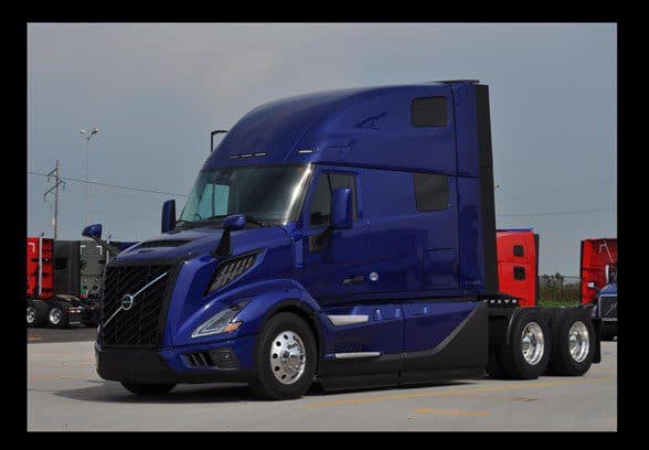 Photo of 2026 VOLVO VNL64T860 VSC1105