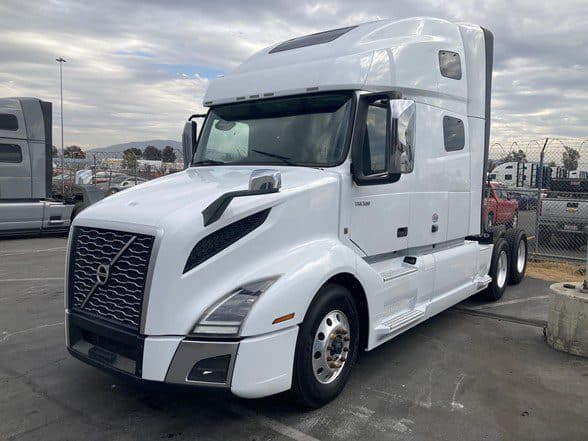 Photo of 2022 VOLVO VNL64T760 UC5636