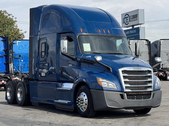 Photo of 2020 FREIGHTLINER CASCADIA 126 UC5549