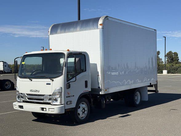 Photo of 2024 ISUZU NRR MIG2017