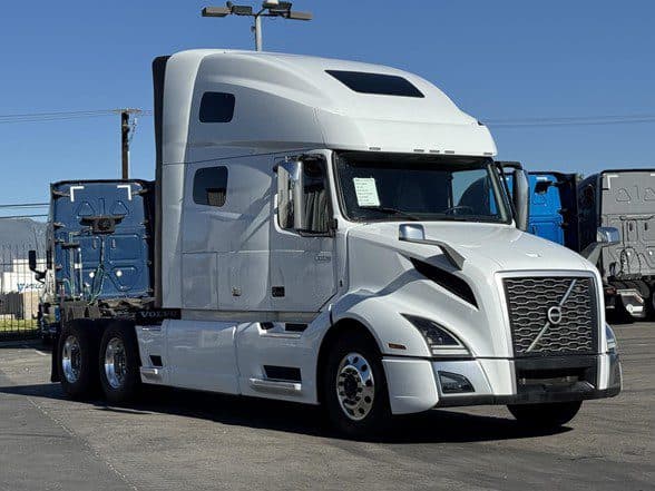 Photo of 2022 VOLVO VNL64T760 UC5636