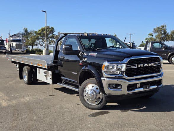 Photo of 2023 RAM 5500 HD SLT JN5507