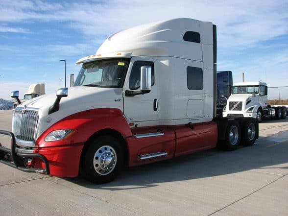 Photo of 2022 INTERNATIONAL LT UMH1076