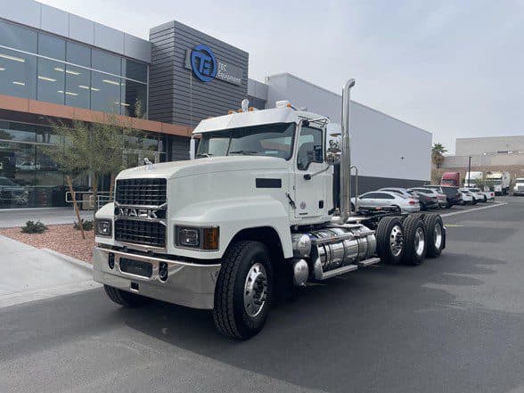 Photo of 2026 MACK PINNACLE 84T 4-AXLE PIN