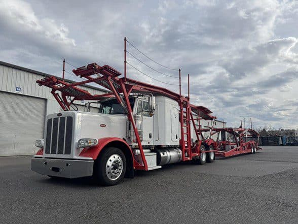Photo of 2019 PETERBILT 389 ATU539