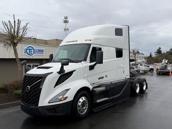 Photo of 2026 VOLVO VNL64T860 VS6052