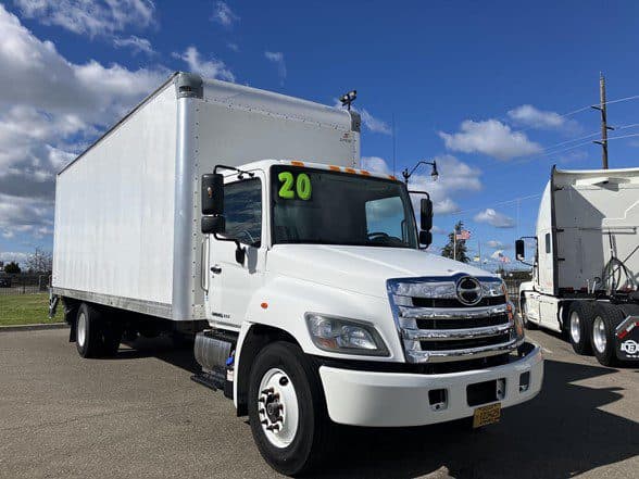 Photo of 2020 HINO 268 UD3442L