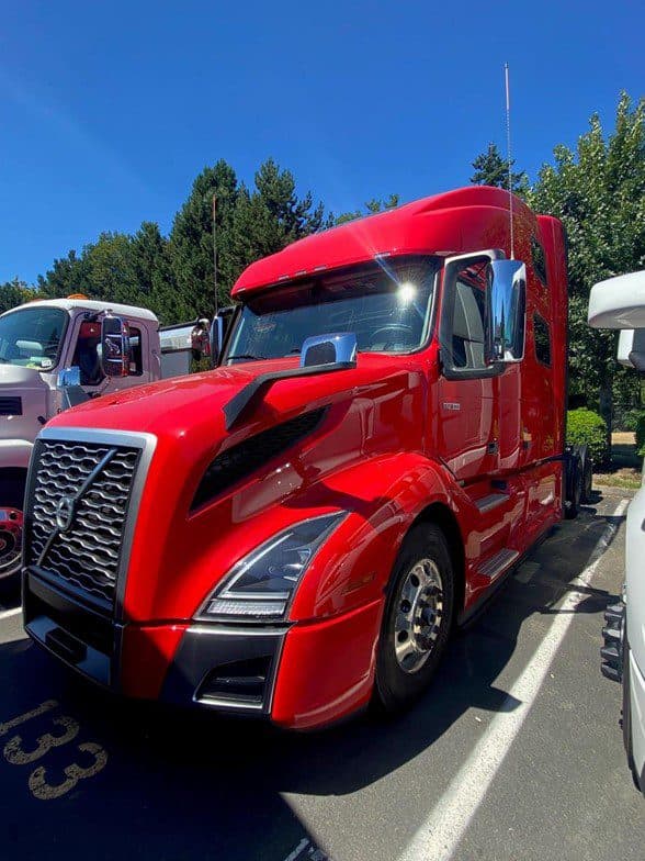 Photo of 2025 VOLVO VNL64T860 VMH1334