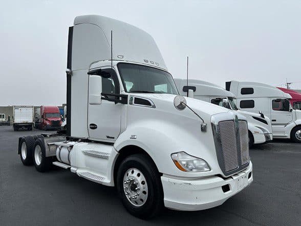 Photo of 2016 KENWORTH T680 UP11271C