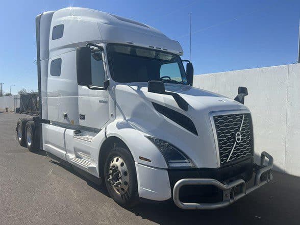 Photo of 2022 VOLVO VNL64T760 UC5604