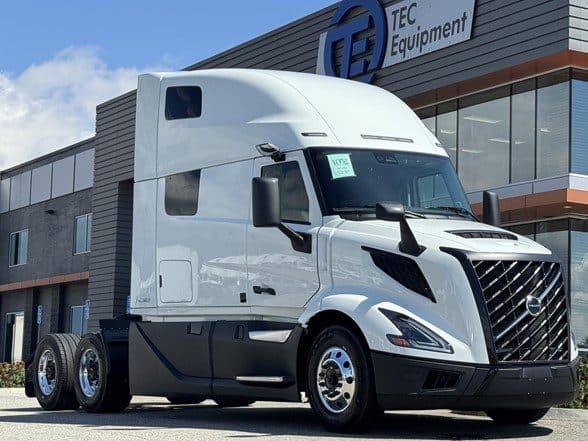 Photo of 2027 VOLVO VNL64T860 VC9762