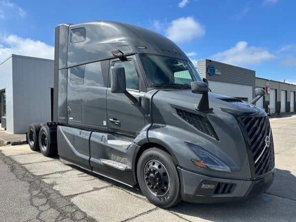 Photo of 2027 VOLVO VNL64T860 VM1650