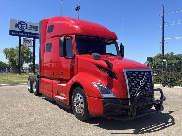 Photo of 2022 VOLVO VNL64T760 UD3458