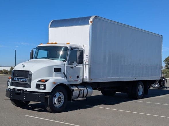 Photo of 2024 MACK MD6