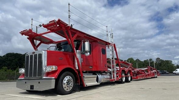 Photo of 2025 PETERBILT 589 ATN3219
