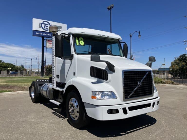 Photo of 2018 VOLVO VNM42T200 UD3438L