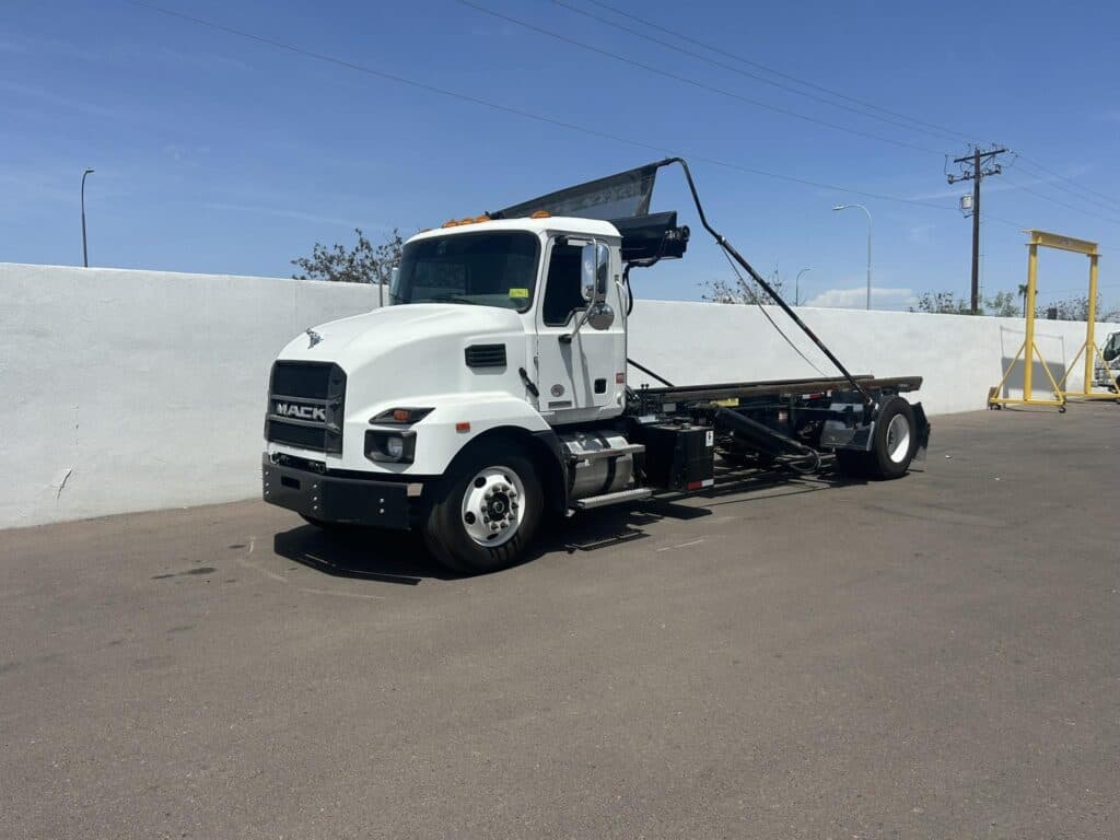 Photo of 2021 MACK MD6 UV1067