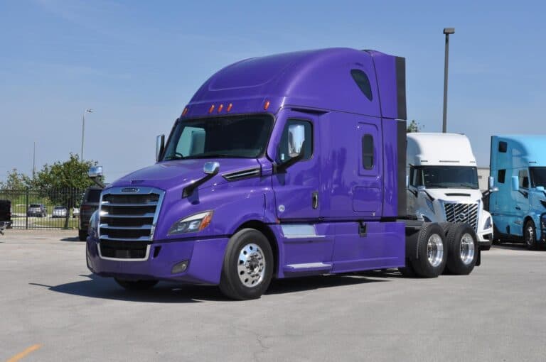 Photo of 2023 FREIGHTLINER CASCADIA 126 UMH1115