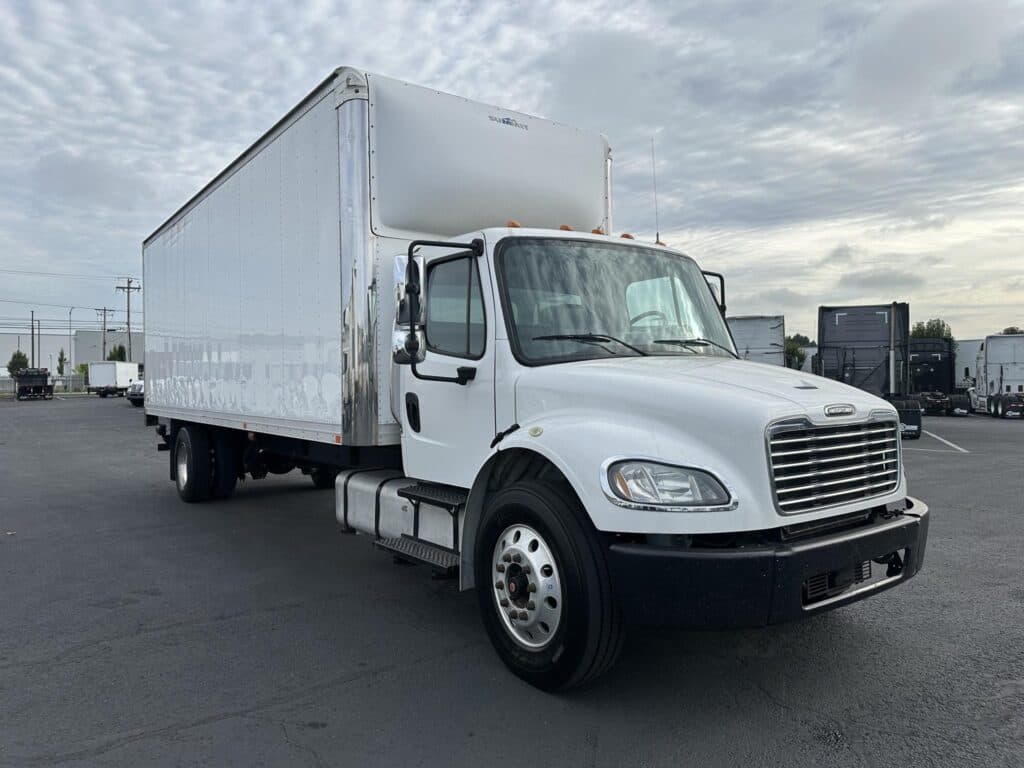 Photo of 2018 FREIGHTLINER BUSINESS CLASS M2 106 UP11388L