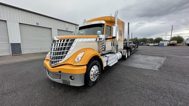Photo of 2020 INTERNATIONAL LONESTAR AMC233C