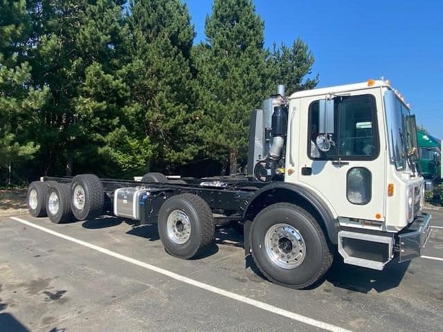 Photo of 2027 MACK TERRAPRO 106R MS1975