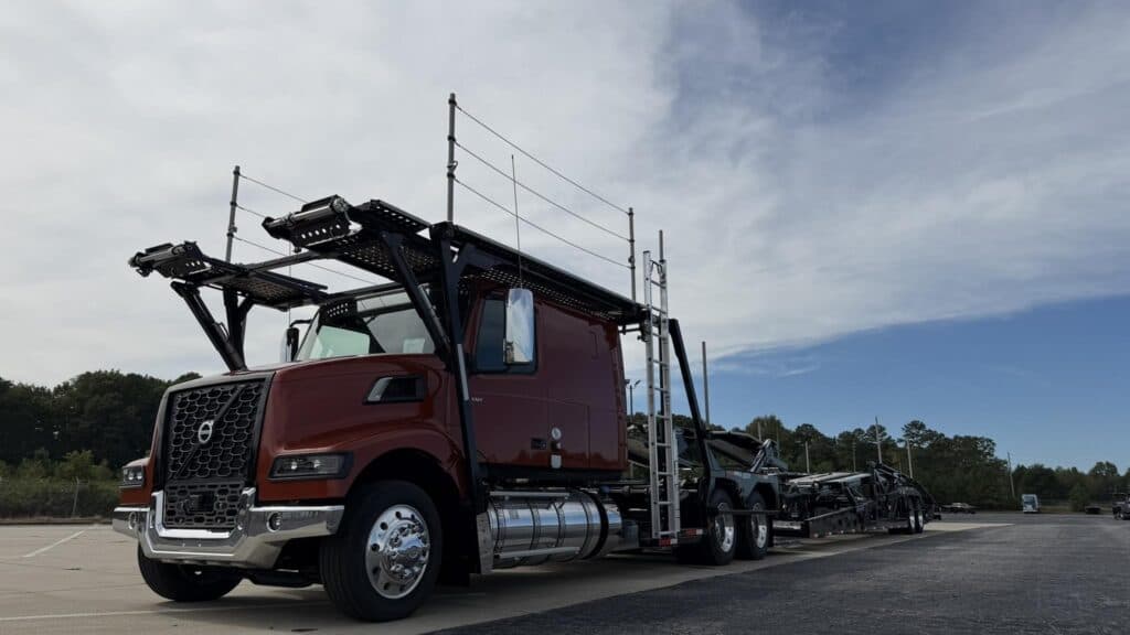 Photo of 2026 VOLVO VAH64600 ATN3443