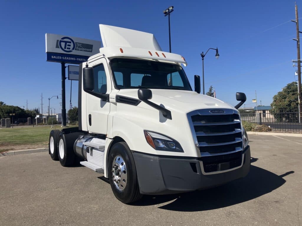 Photo of 2018 FREIGHTLINER CASCADIA 126 UD3490