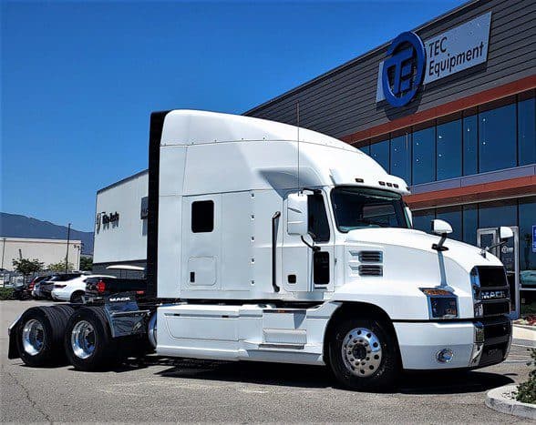 Photo of 2024 MACK ANTHEM 64T MX4862 L 70″ Sleeper