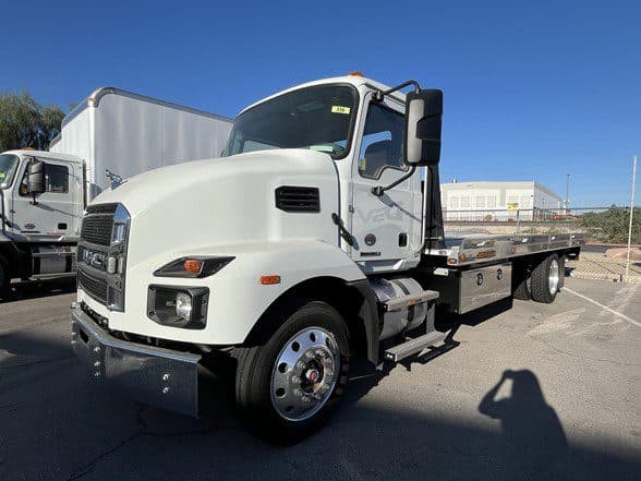 2023 MACK MD6 MMP2351