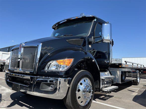 Photo of 2024 KENWORTH T280 JN5674