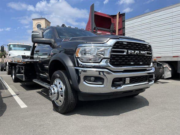 Photo of 2024 RAM 5500 SLT JN5521