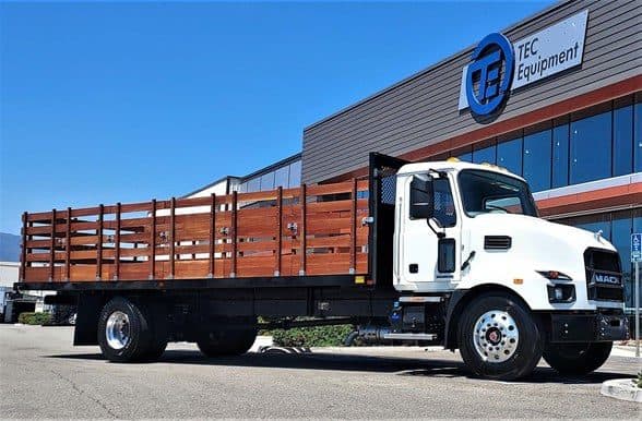 Photo of 2024 MACK MD6 MMX2431S Stake Bed