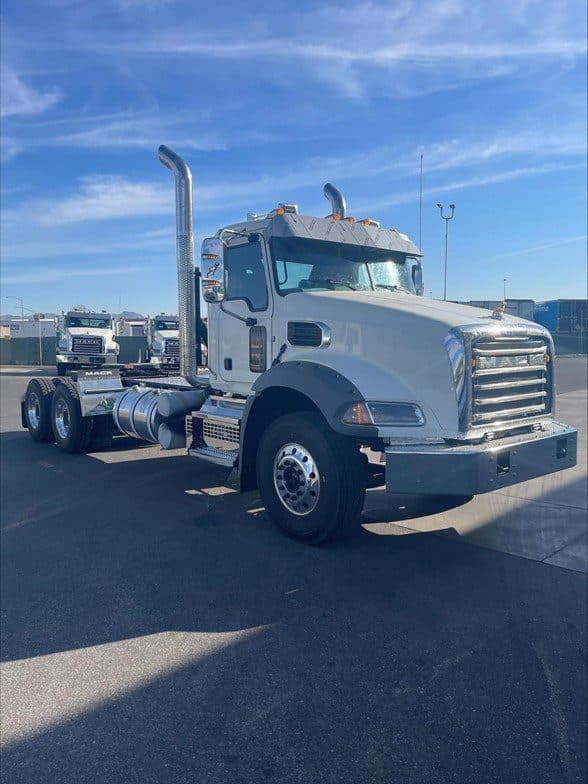 2025 MACK GRANITE 64BT MV5210