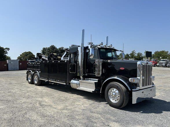 Photo of 2024 PETERBILT 389 JN5200