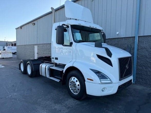 2019 VOLVO VNL64T300 UC5406
