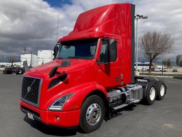 Photo of 2020 VOLVO VNR64T300 UC5451